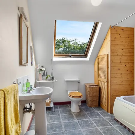Ferienhaus No 1 Heather Hill, *